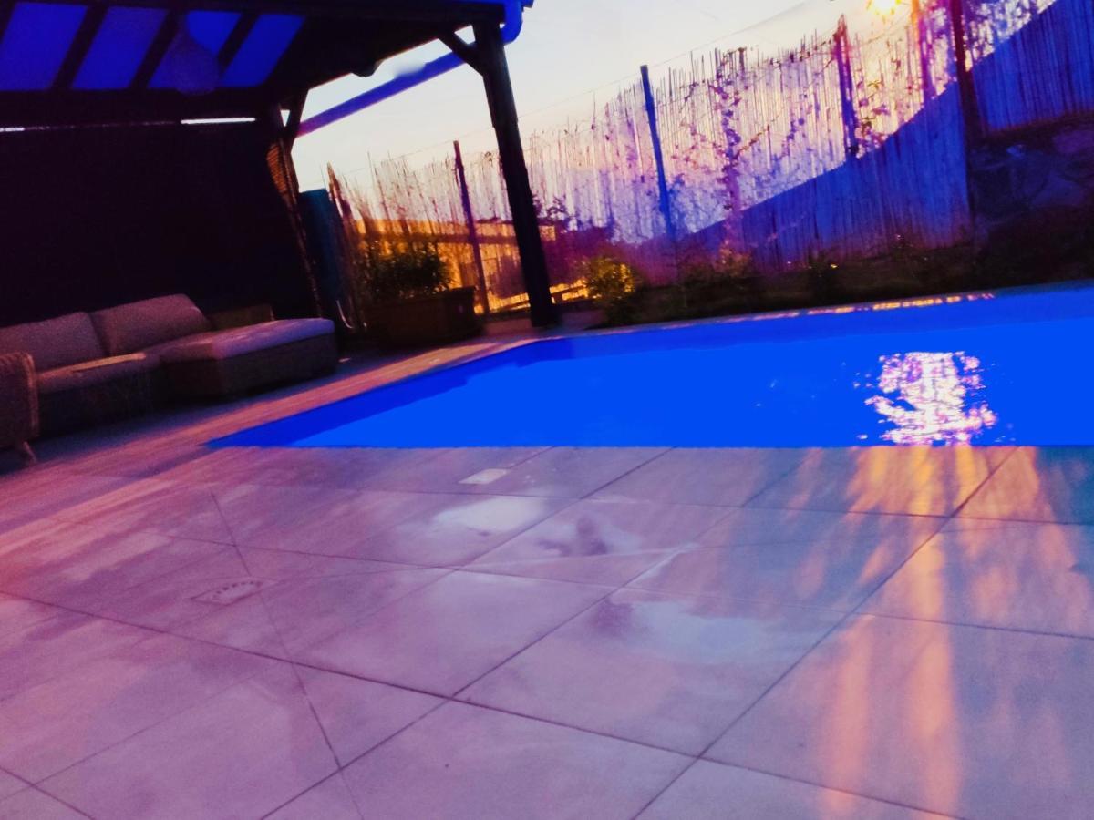 Location Maison Bleue Avec Piscine Privative Au Carbet Martinique ル・カルベ エクステリア 写真